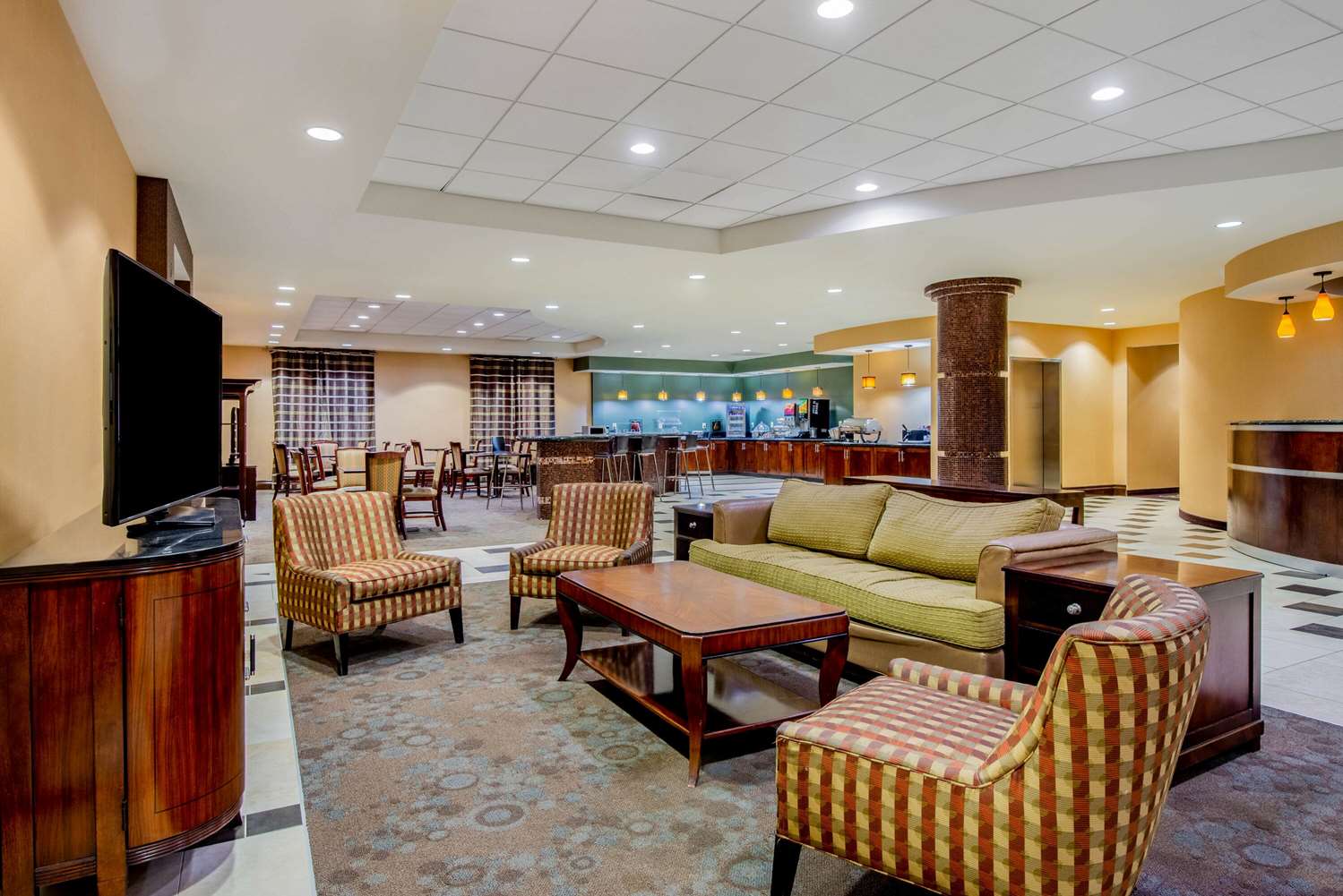 La Quinta Inn & Suites by Wyndham Bel Air/I-95 Exit 77A 23/44
