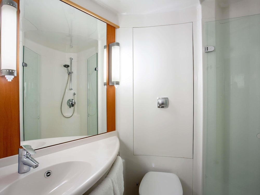 Ibis Belfast Queens Quarter 46/46