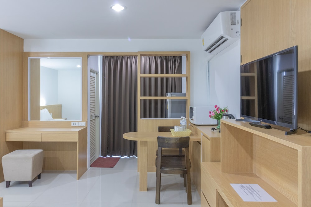 Townhouse Siam Privi Hotel 35/42