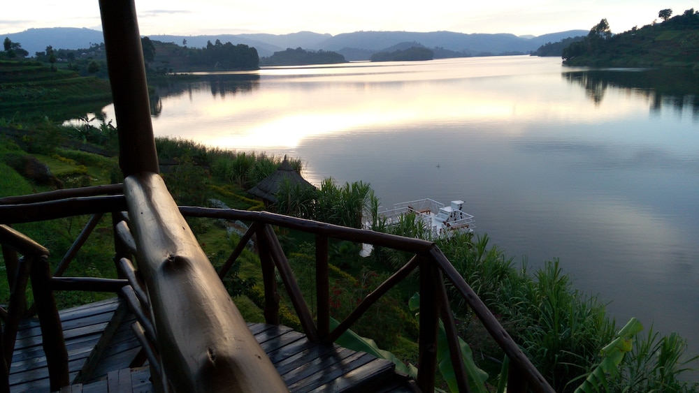 Lake Bunyonyi Rock Resort 41/50