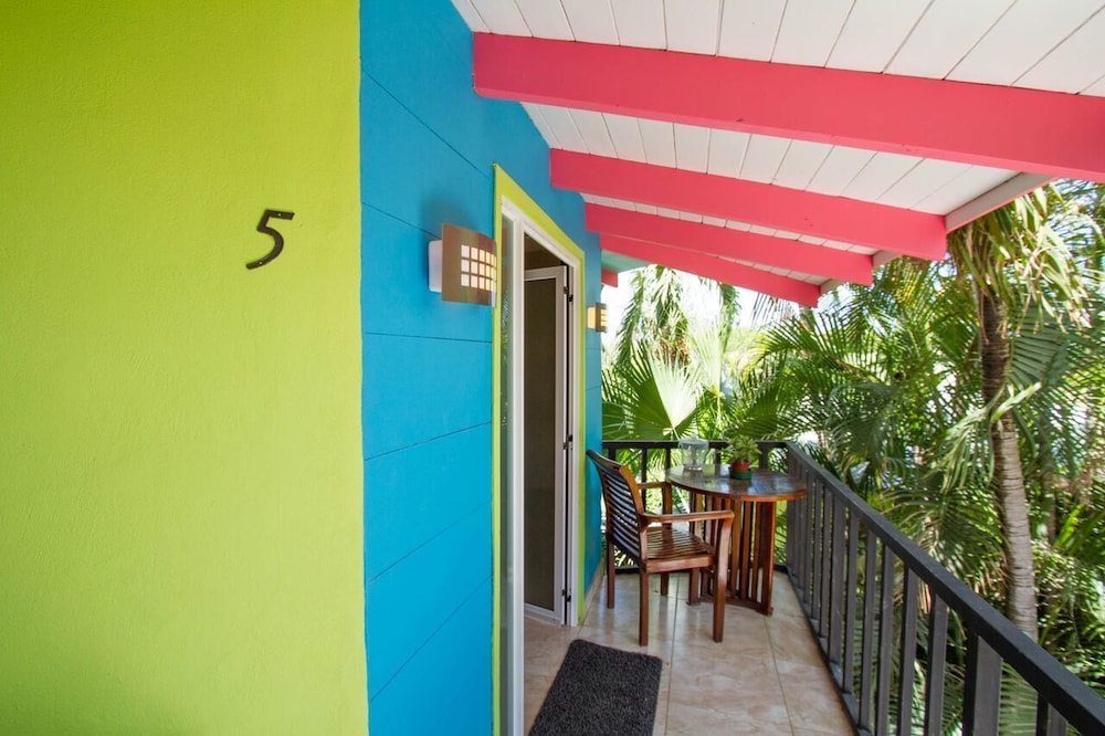Hotel Tamarindo Village 63/74