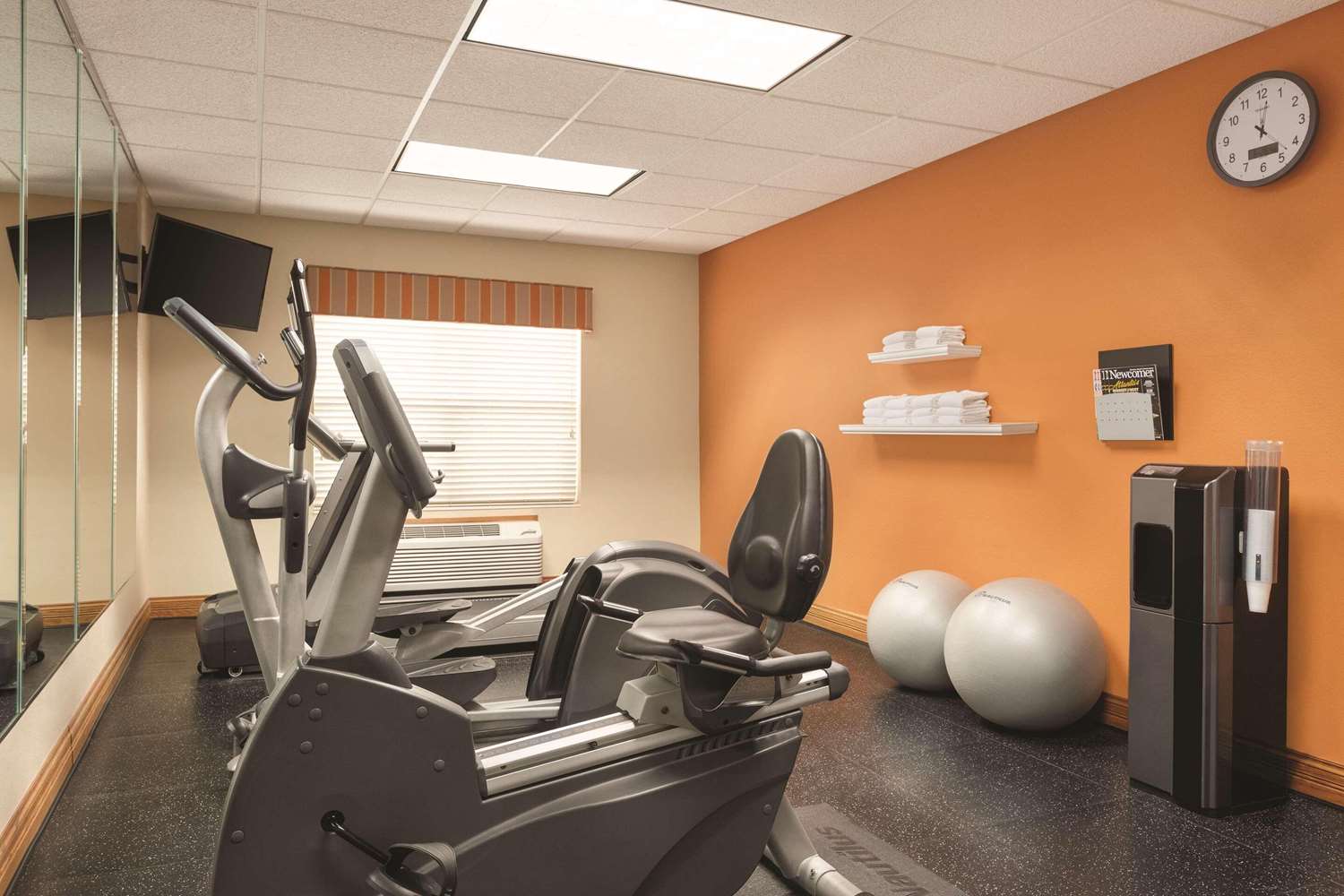 Country Inn & Suites by Radisson, Lawrenceville near Northside Hospital Gwinnett 4/11
