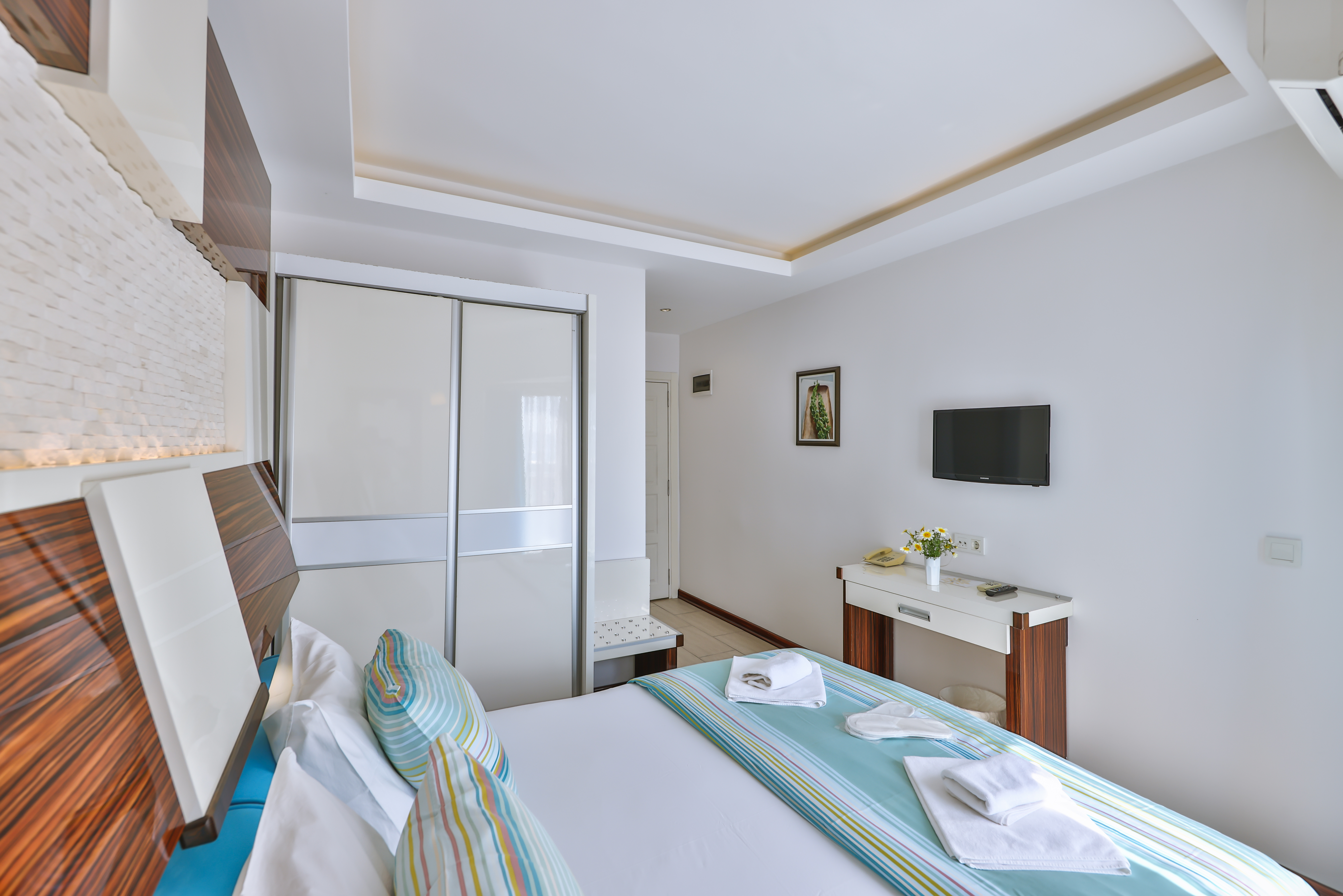 Sonne Hotel 16/49
