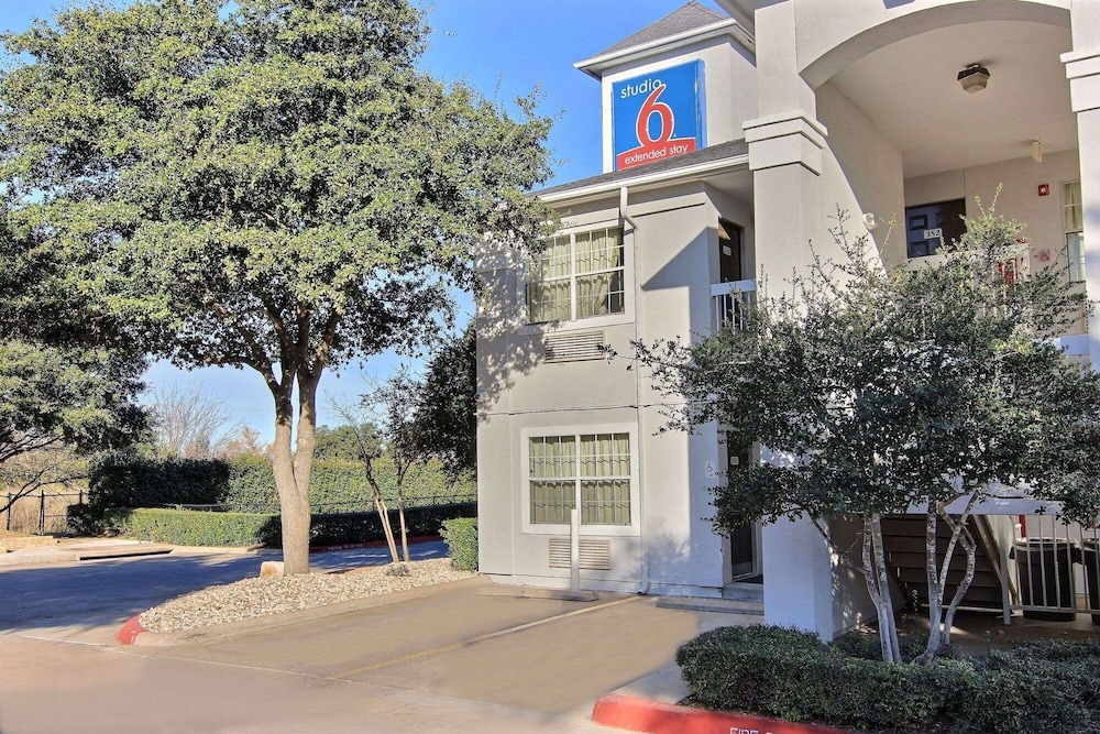Studio 6 Extended Stay - Austin, TX - Midtown 53/59