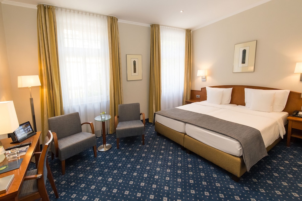 Hotel Oranien Wiesbaden 13/66
