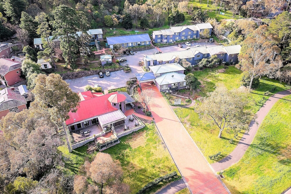 Eltham Gateway Hotel and Conference Centre 13/37