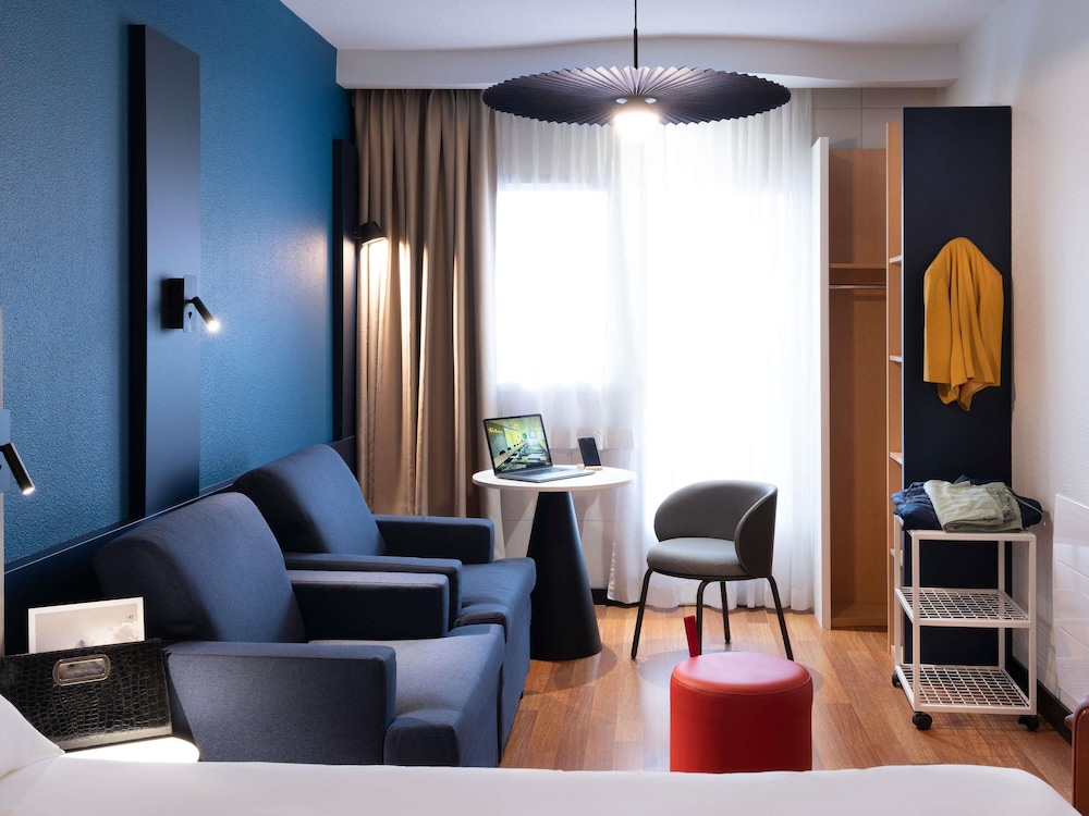 Ibis Macon Sud 42/68
