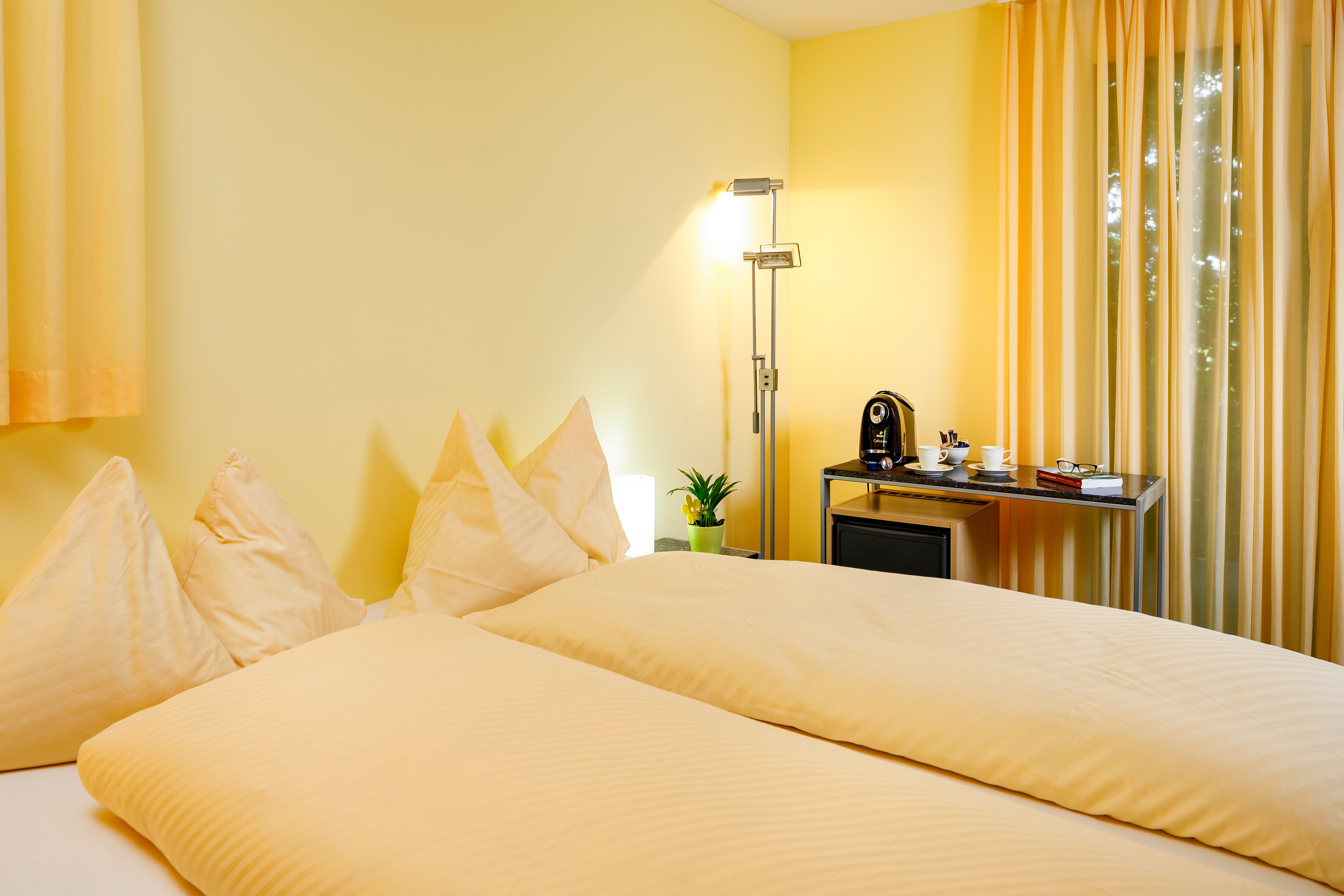 HALLWIL SWISS QUALITY SEEHOTEL 6/22