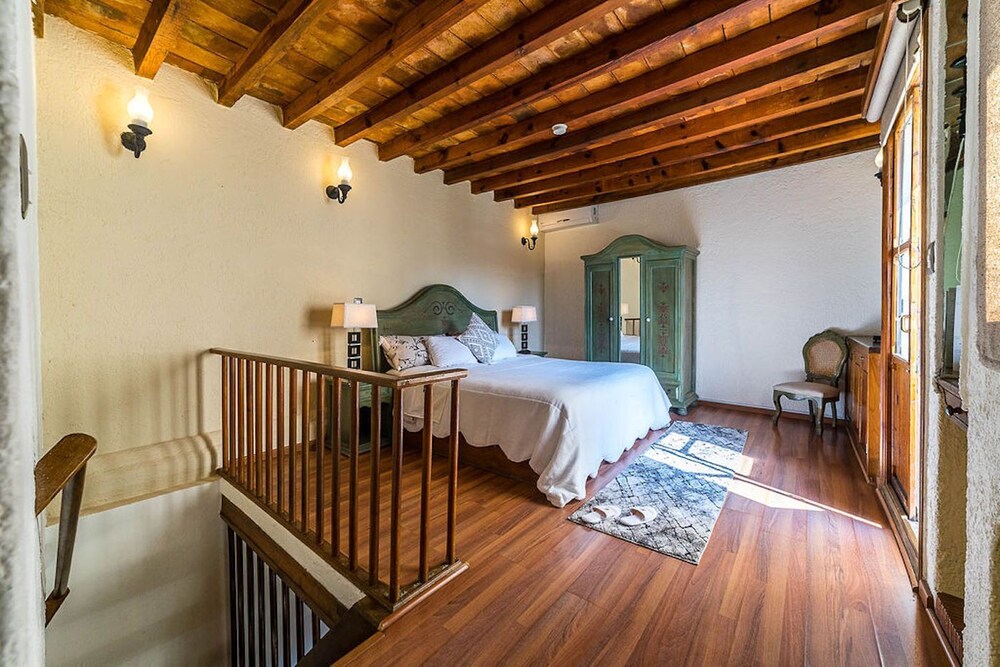 Meson de La Merced Hotel And Suites 10/38