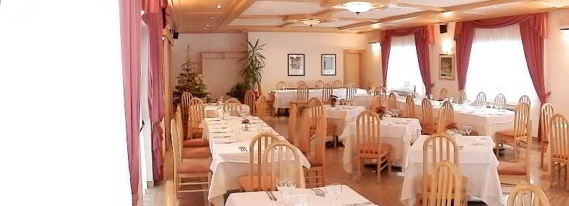 HOTEL DOLOMITI 36/50