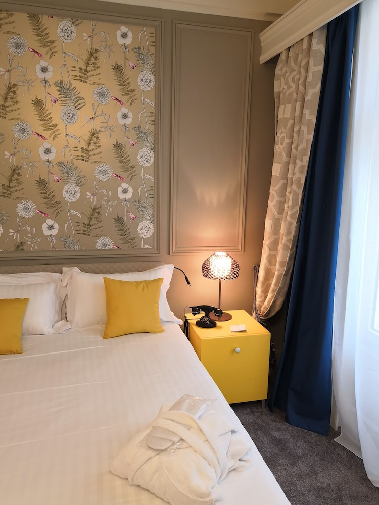 Grand Hotel Bellevue Lille 18/60