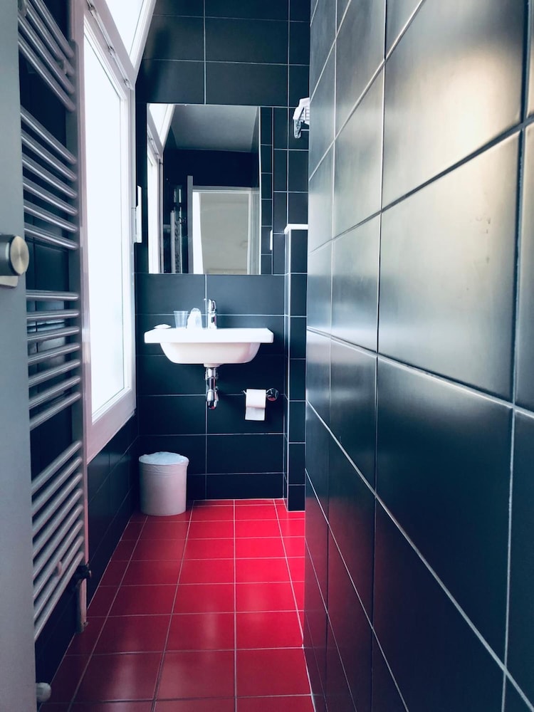 Alfred Hotels Paris Lecourbe 22/41