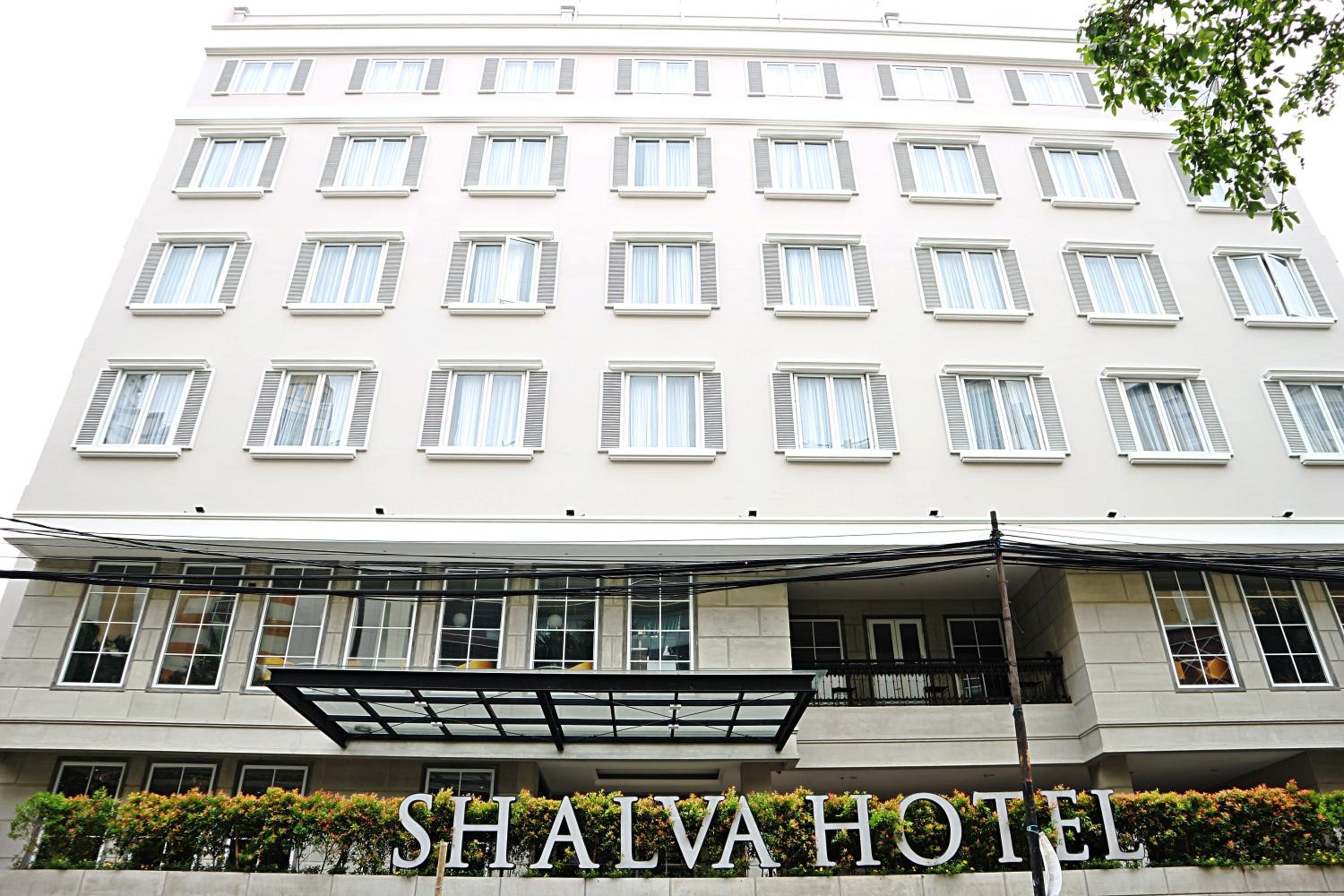 Hotel Shalva Jakarta 3/50
