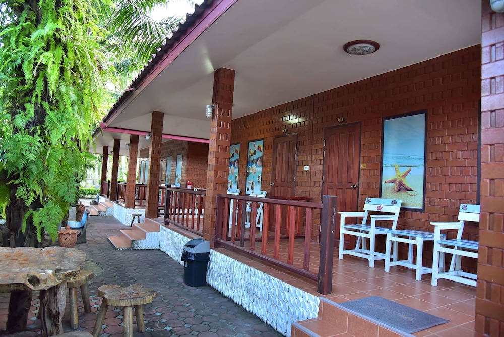 Ban Krut Resort 8/31