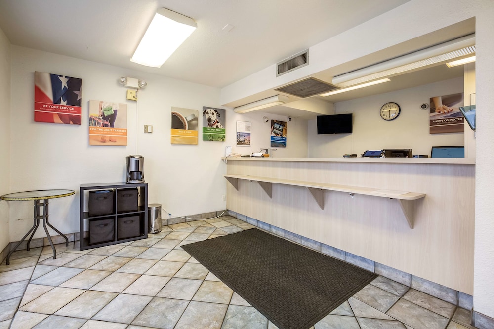 Motel6 Kingman, AZ - Route 66 East 10/63