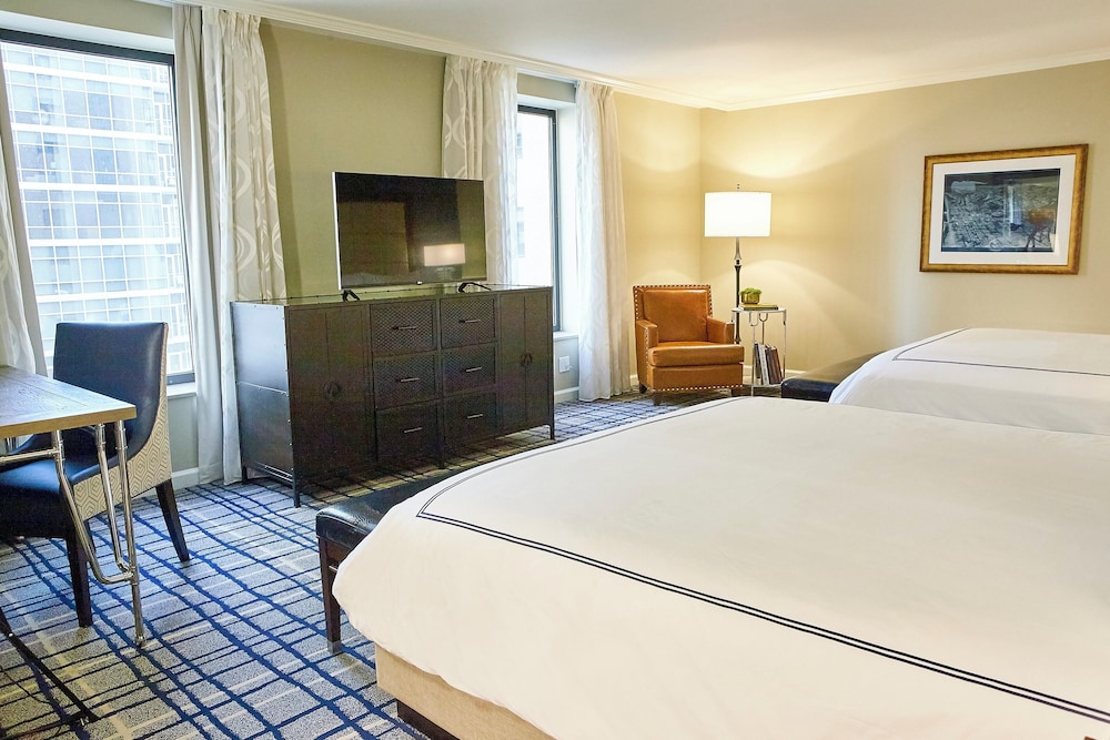 Room at The Adolphus, Autograph Collection, DALLAS - TX
