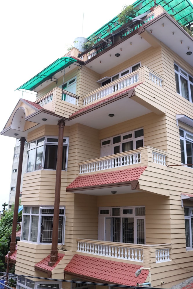 Peace Guest House 1/34