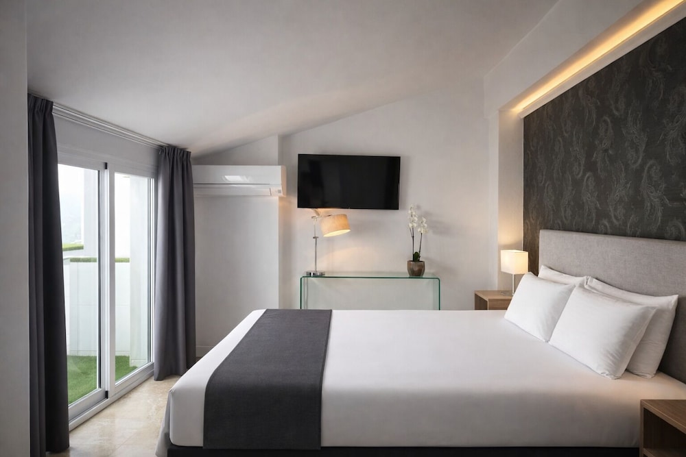 Hostal Abril 28/59