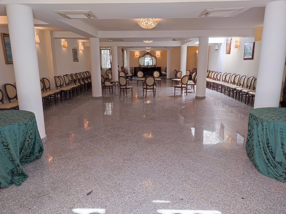 Hotel Hieracon 26/47