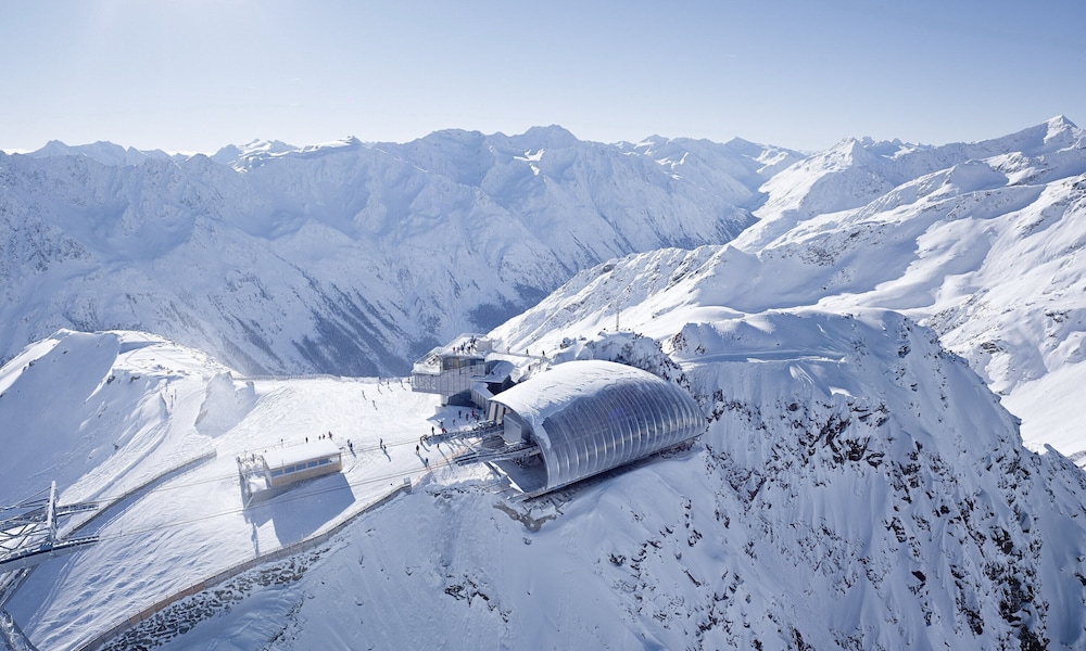 Hotel Tyrol 54/58