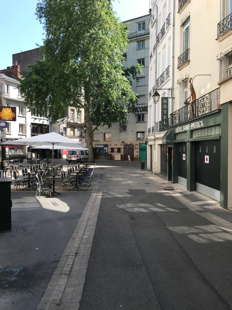 Hotel Saint Patrick 26/35
