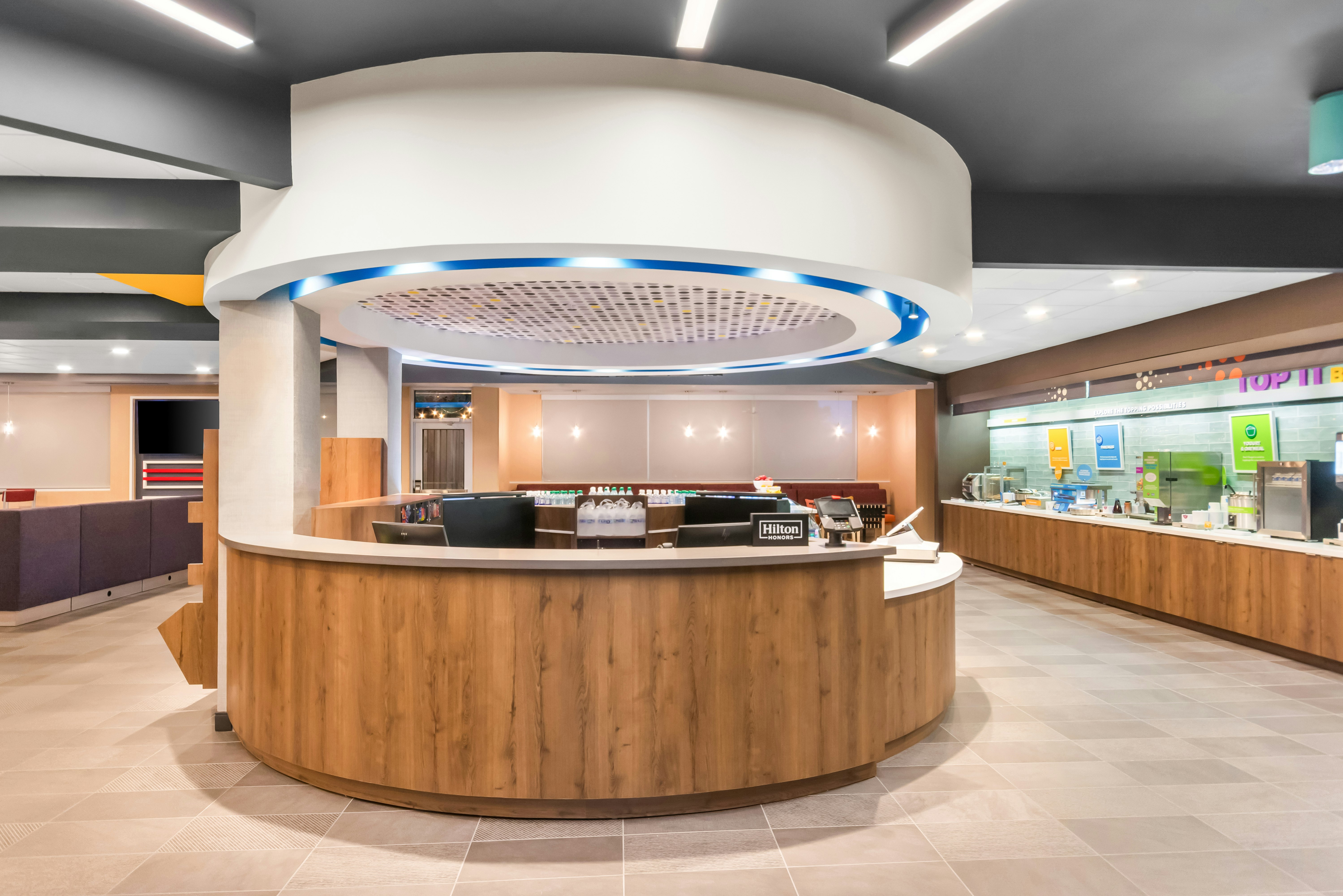Tru by Hilton Pensacola I-10 North Davis Highway 6/29