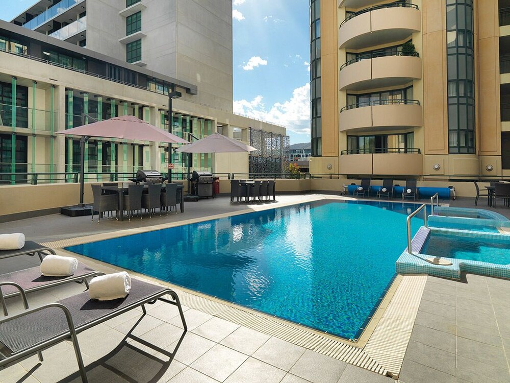 Adina Serviced Apartments Canberra James Court 39/45