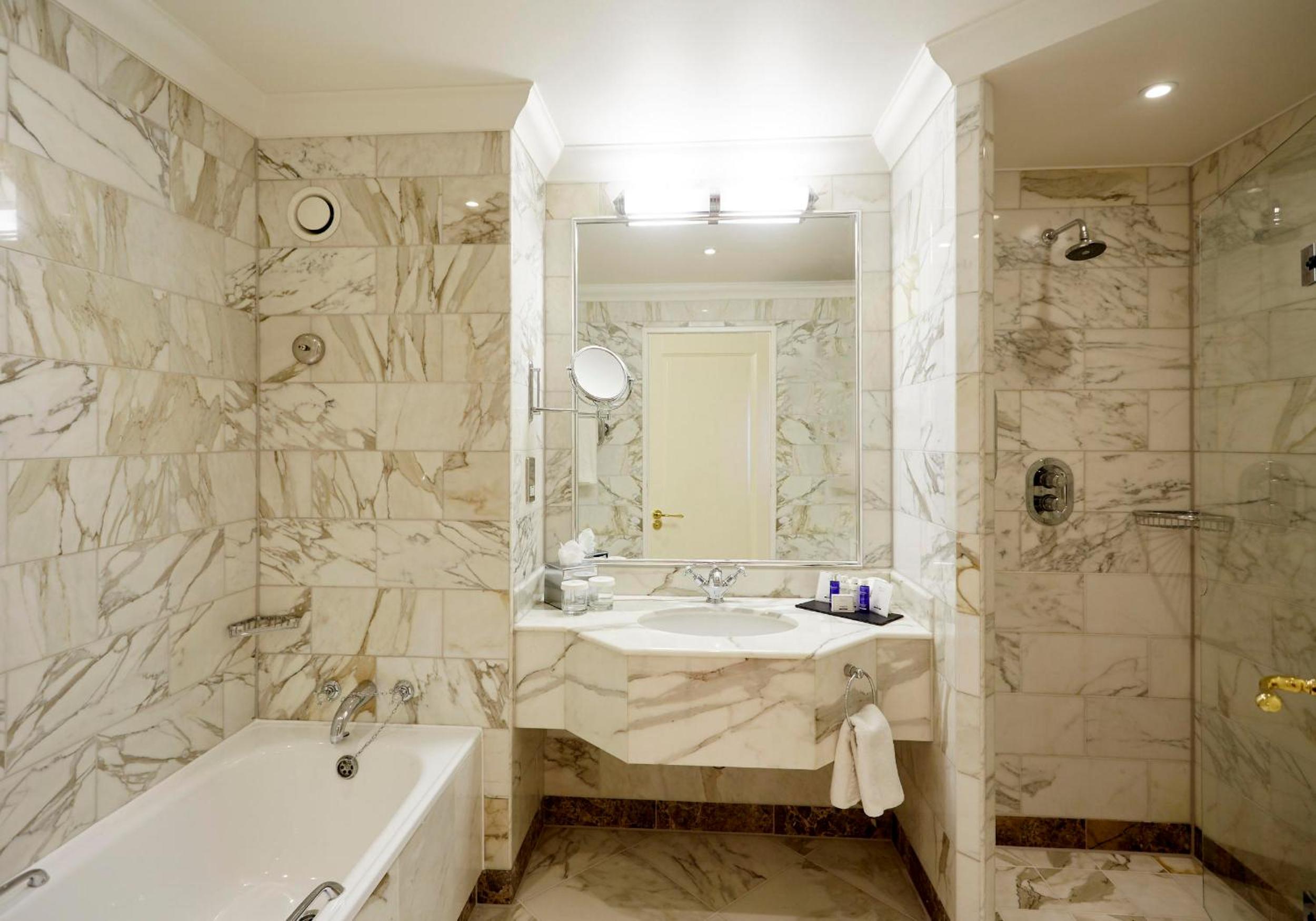 Resort, Deluxe, Suite