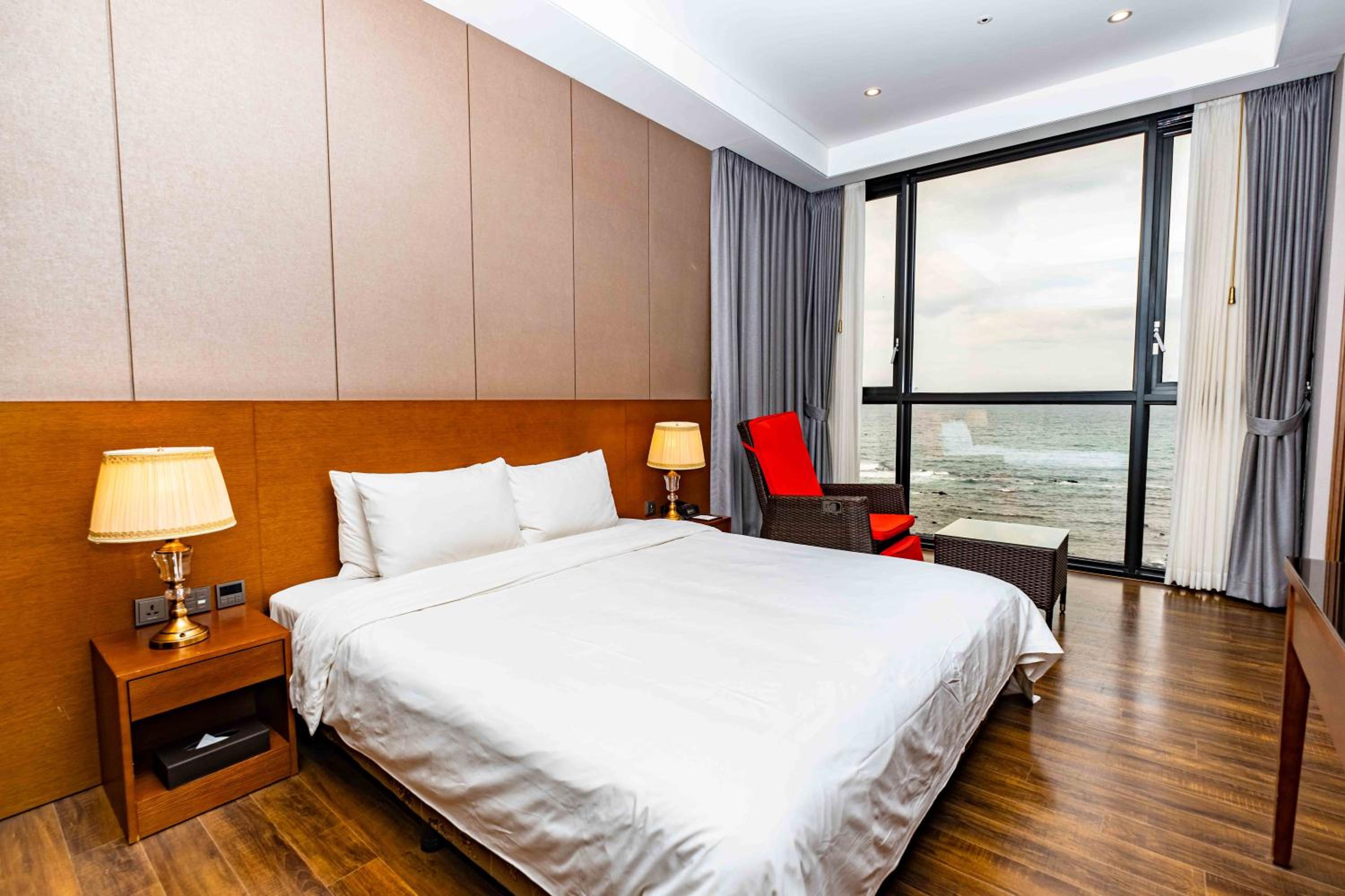 Royal, Ocean, Family, Suite, Dyne Oceano Hotel 5/10