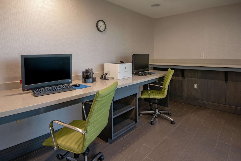 Hampton Inn Waco 36/42