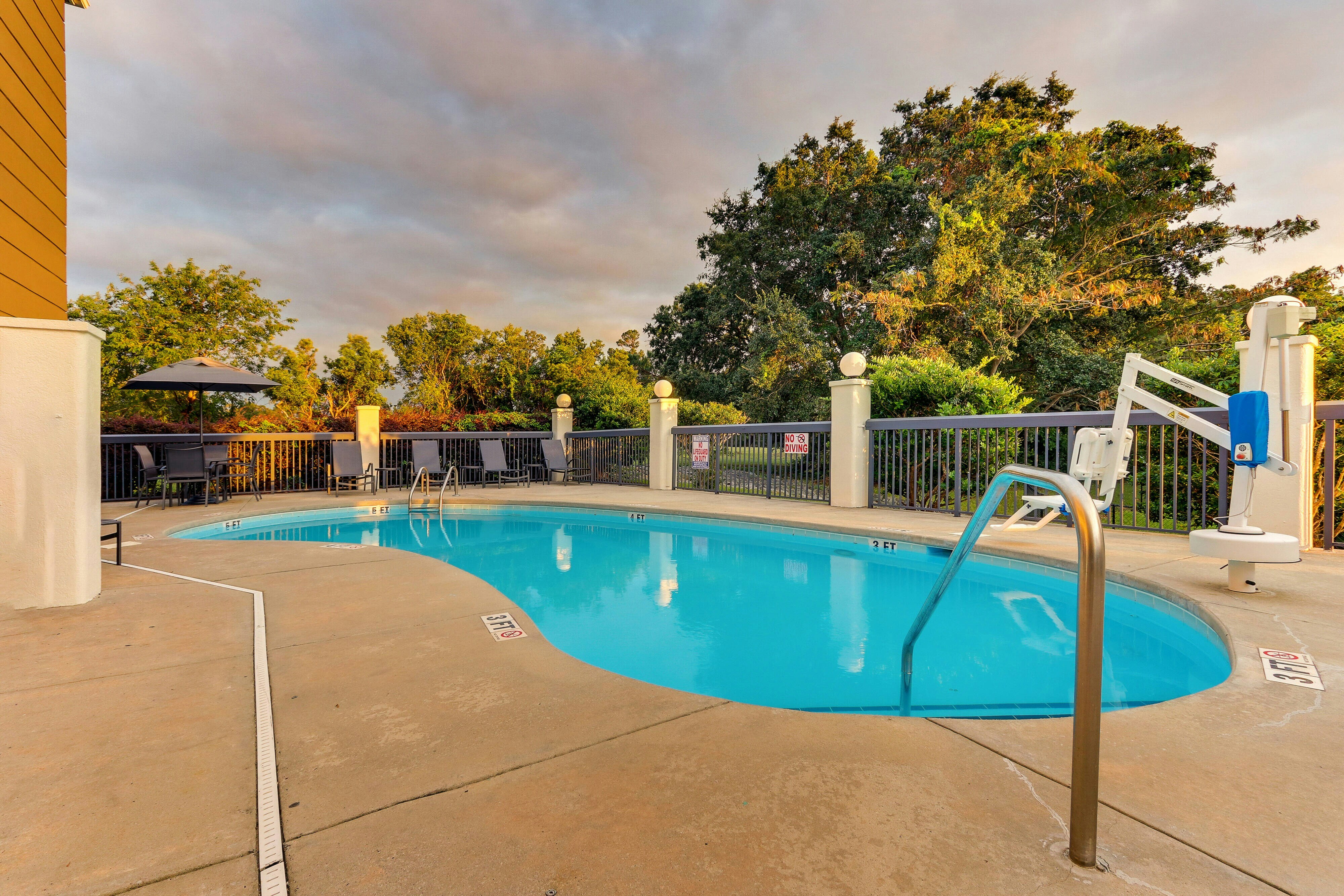 Fairfield Inn & Suites by Marriott Southport 30/45