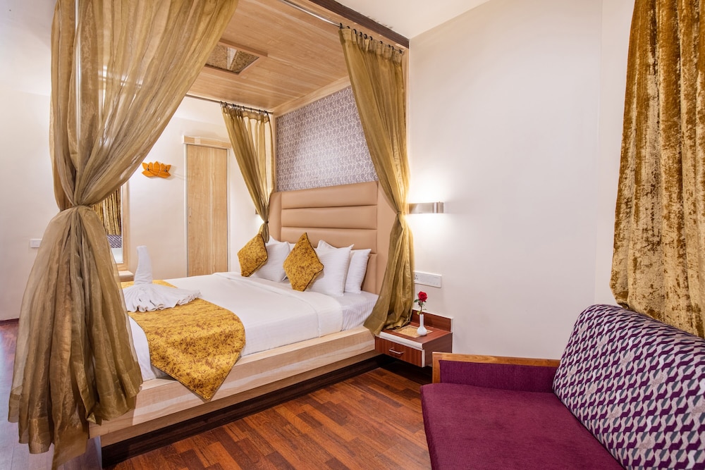 HOTEL PLEASANT STAY 10/34