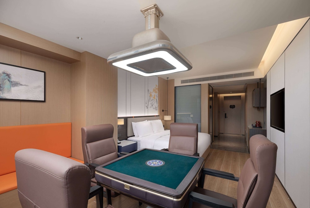 Ramada Encore by Wyndham Dongguan Chang an 13/18