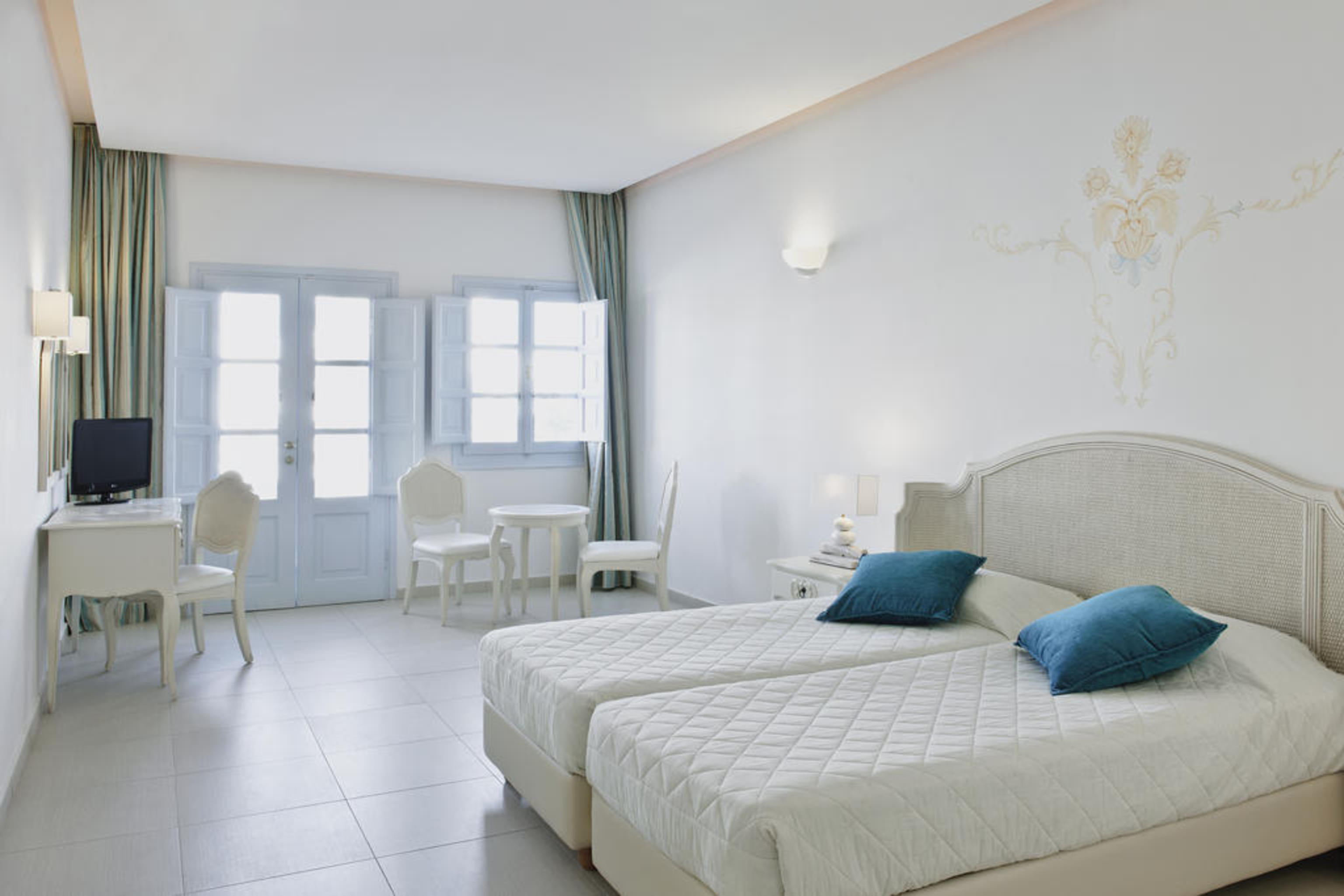 Standard, Double or Twin Bed