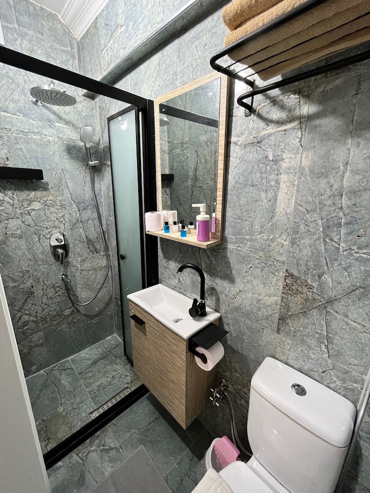 Pembe Apart Hotel 35/36