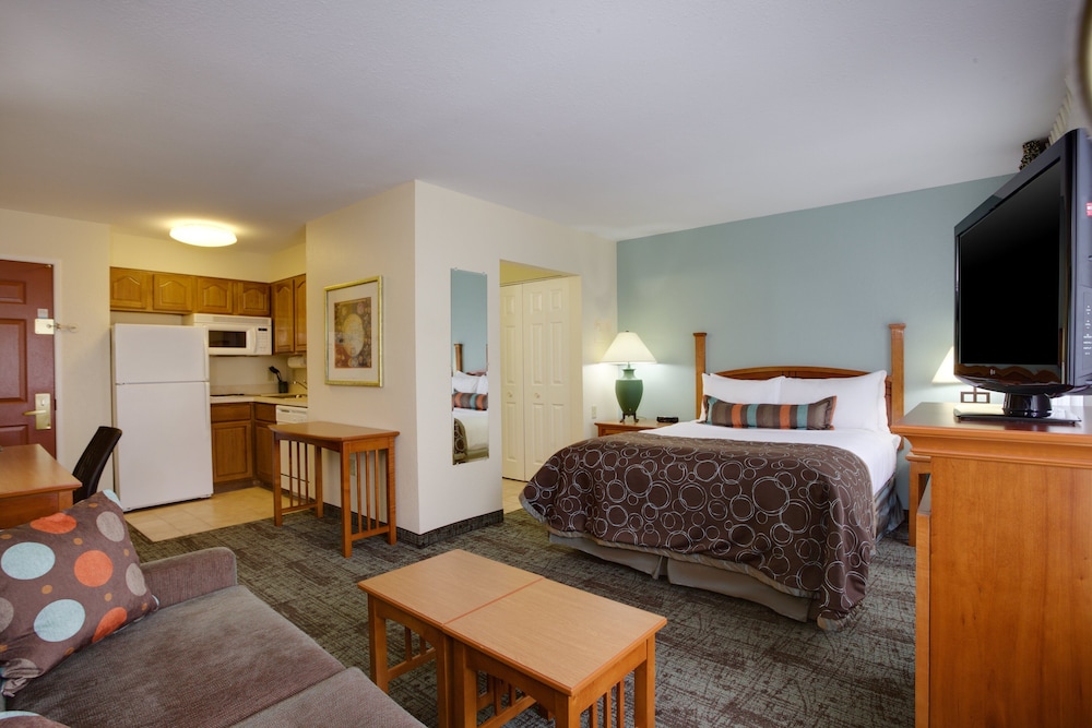 Staybridge Suites Corning 23/66