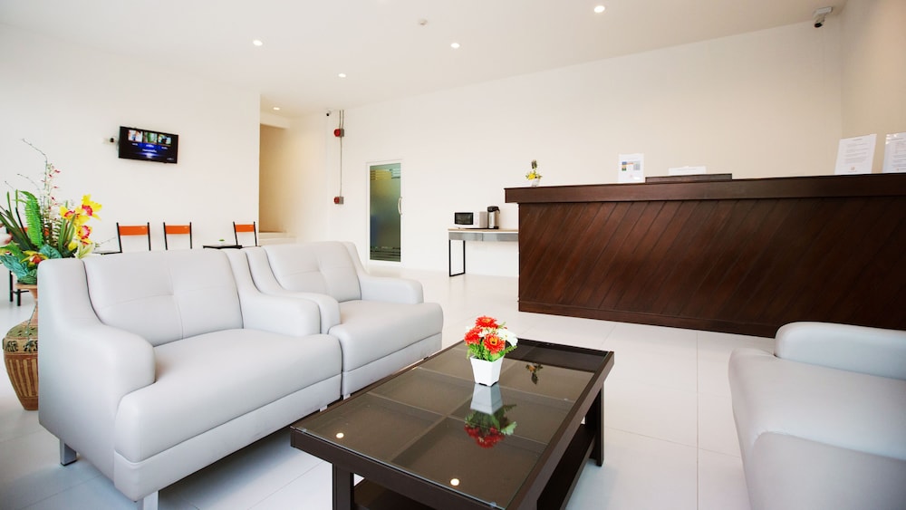 B2 Korat Boutique & Budget Hotel 32/35