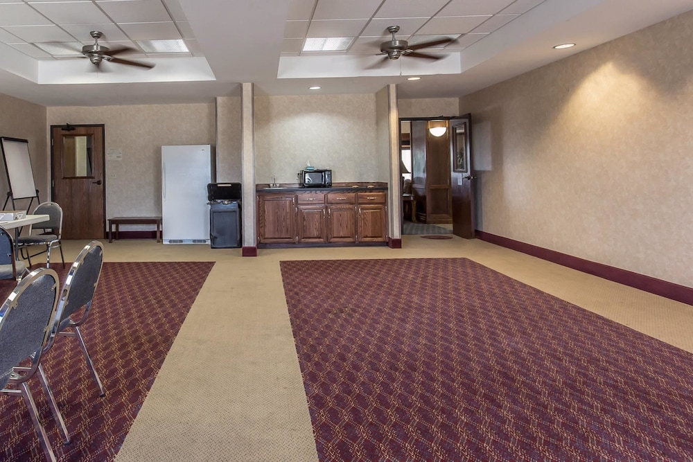 Quality Inn & Suites Guymon East 1/22