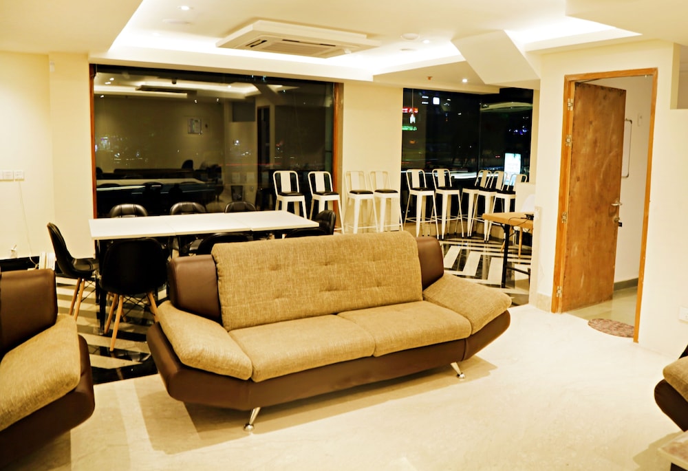 The Orion Plaza 29/50