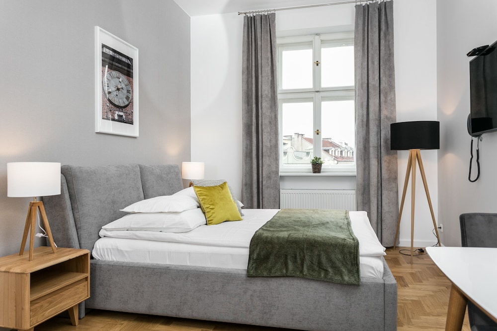 Venetian House Market Square Aparthotel 15/47