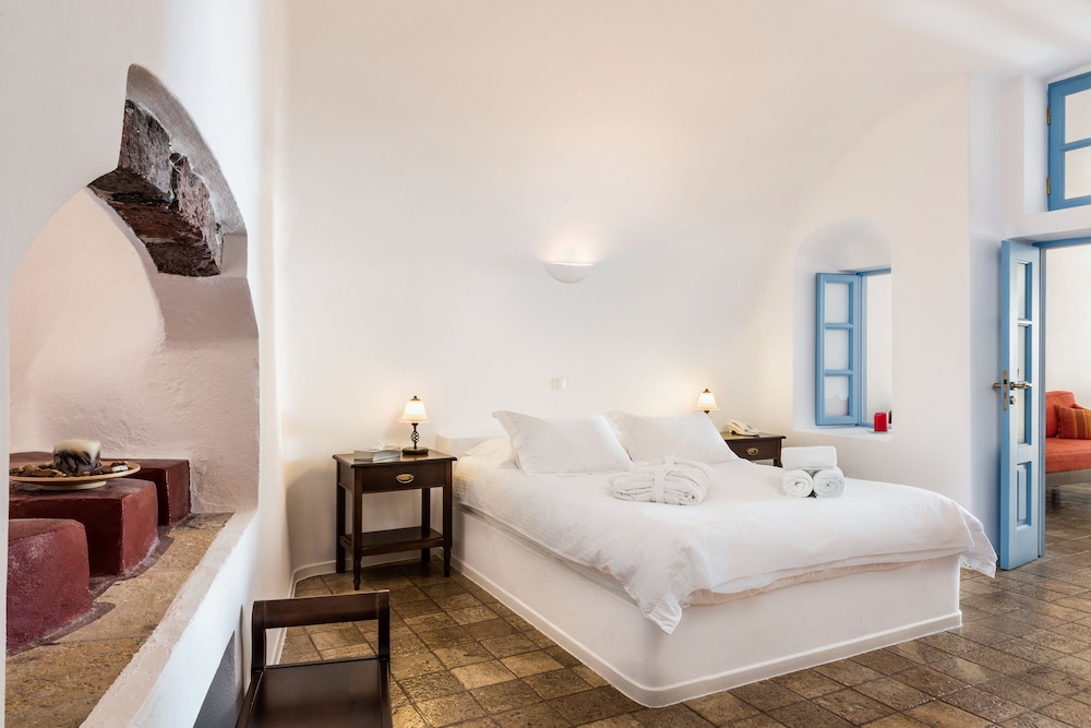 Pantelia Suites Santorini 10/71
