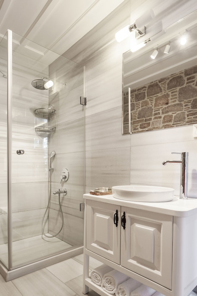 Pur Beyaz Butik Otel 48/50