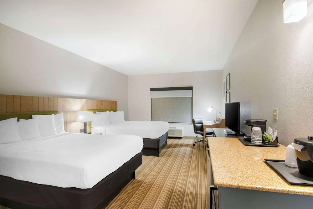 Room, 2 Queen Beds