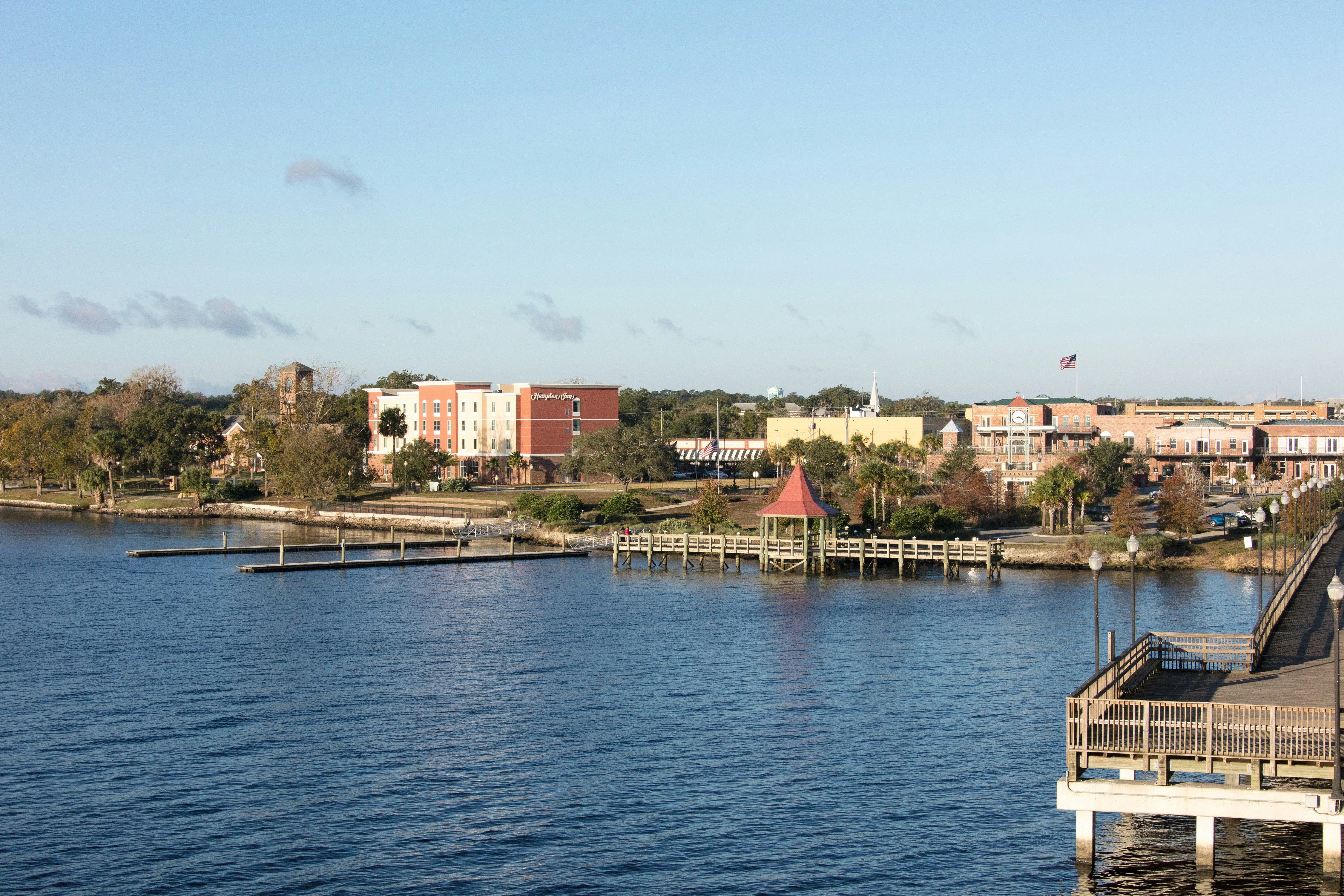 Hampton Inn Palatka 45/48