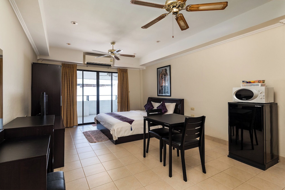 The Class Rooms Hotel 18/54