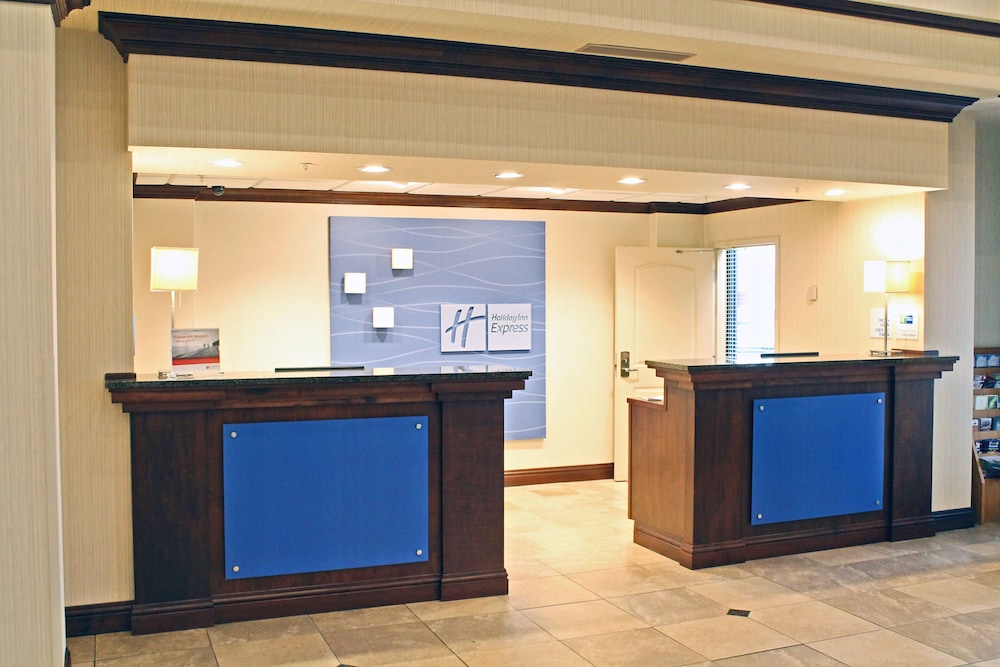 Holiday Inn Express Hotel Suites Cape Girardeau I 55 7/60