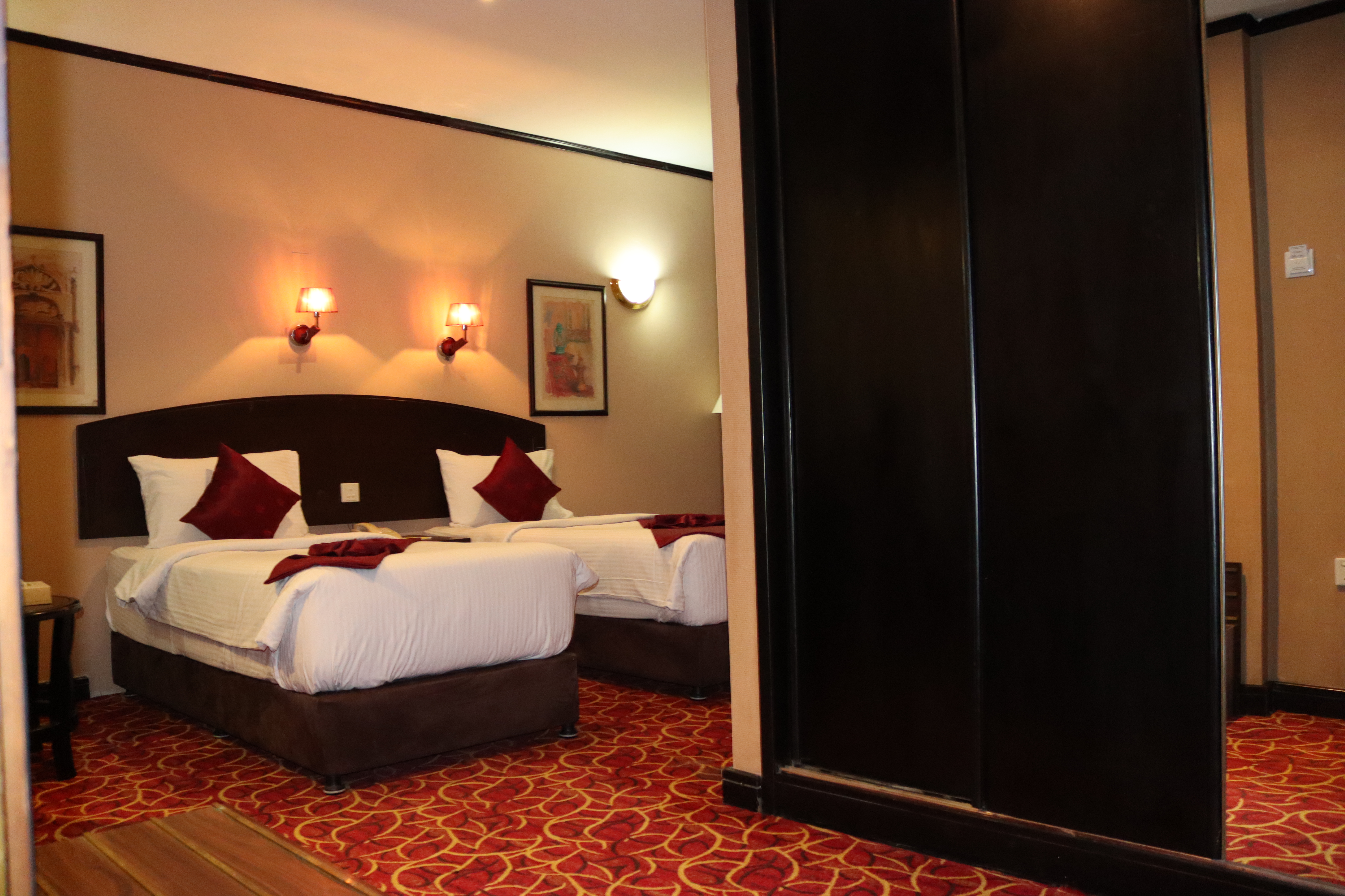 GSS Palace Hotel 24/36