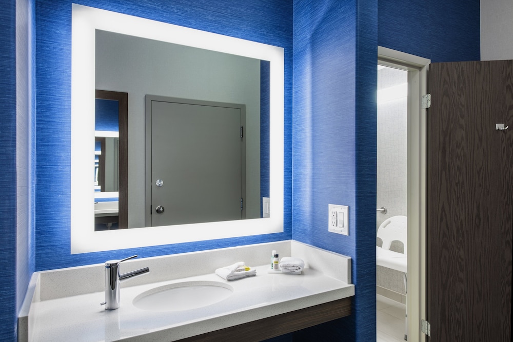 Holiday Inn Express Hotel Suites Saskatoon 20/51