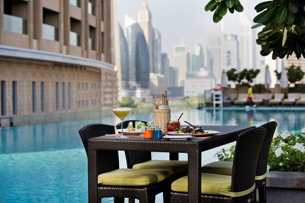Westminster Dubai Mall 38/50