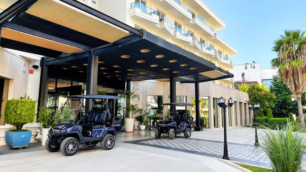 Premium Hotel Beach 43/50